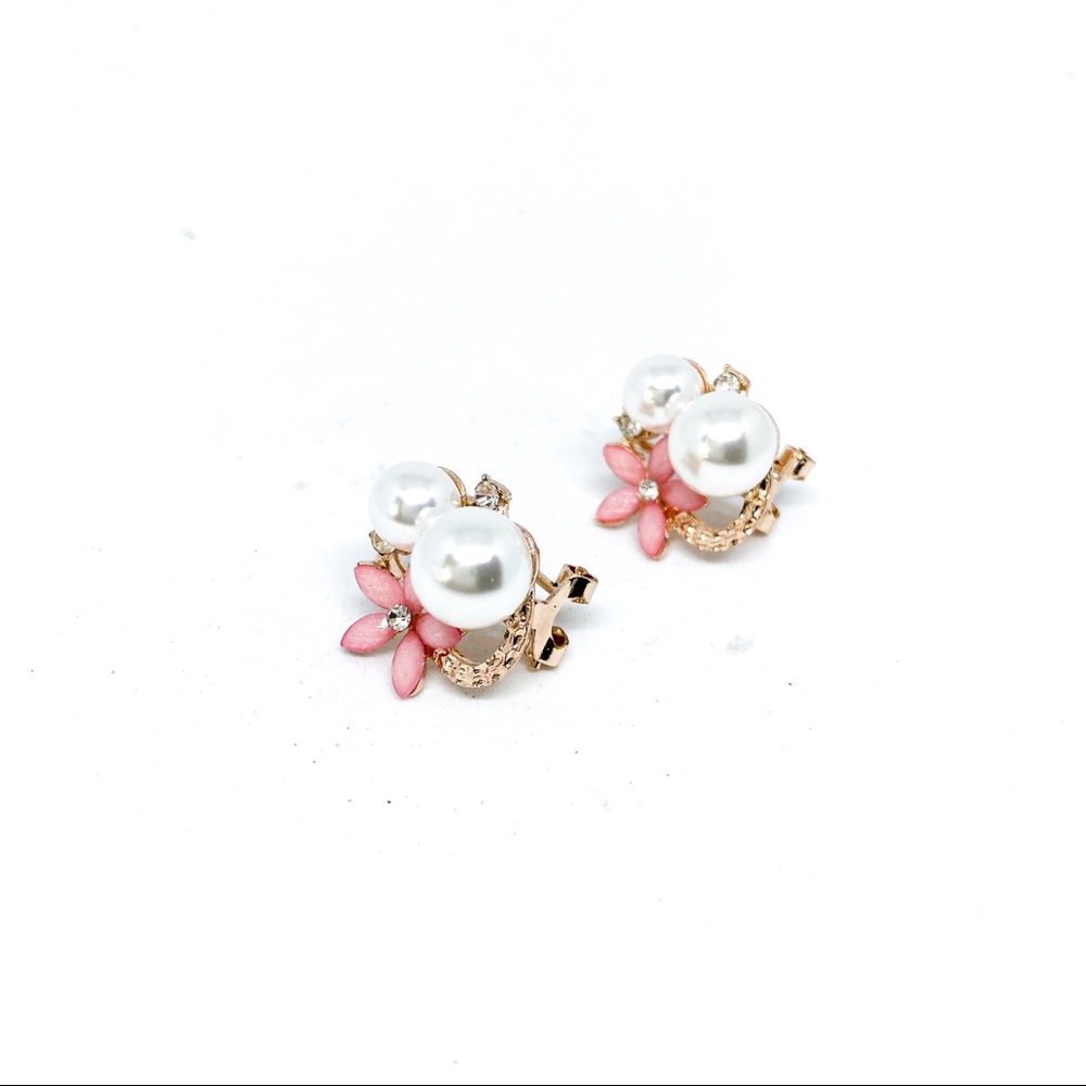 NWT Faux Pearl Pink Crystal Flower Gold Earrings